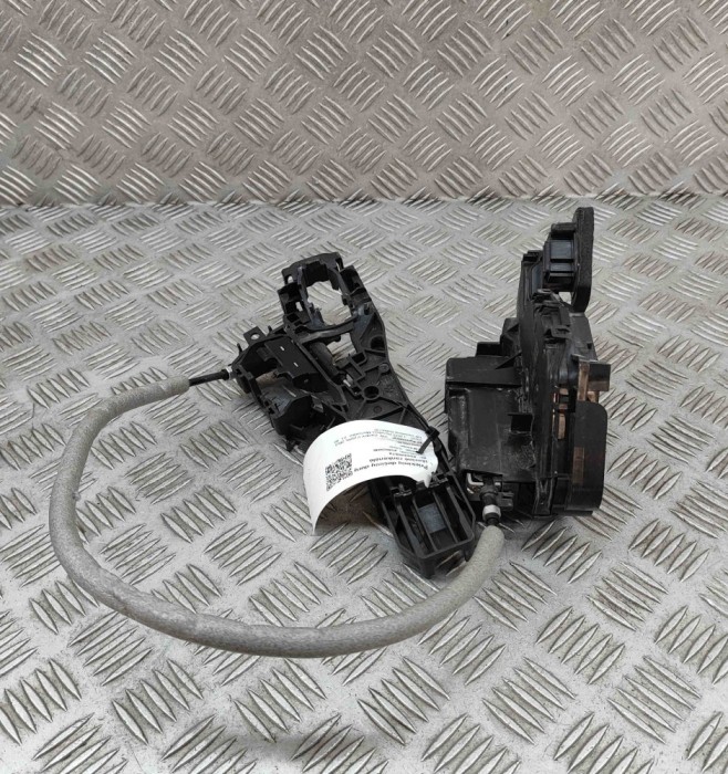 M&acirc;ner exterior ușă dreapta față VW CADDY V SBB, SBJ 2022 OEM: 5TB837016E 29440874