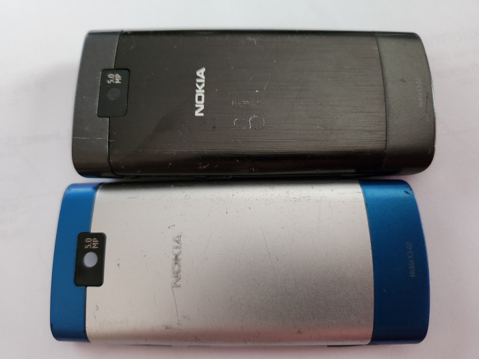 Carcasa spate pentru Nokia X3-02 folosita