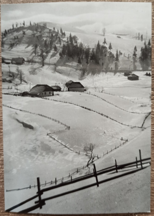 Peisaj de iarna in zona montana, Romania comunista// fotografie de presa