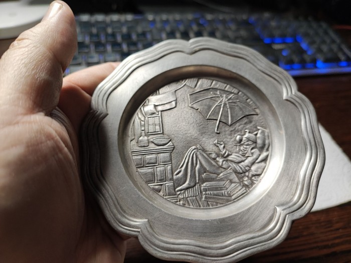 Farfuriuta vintage zinc