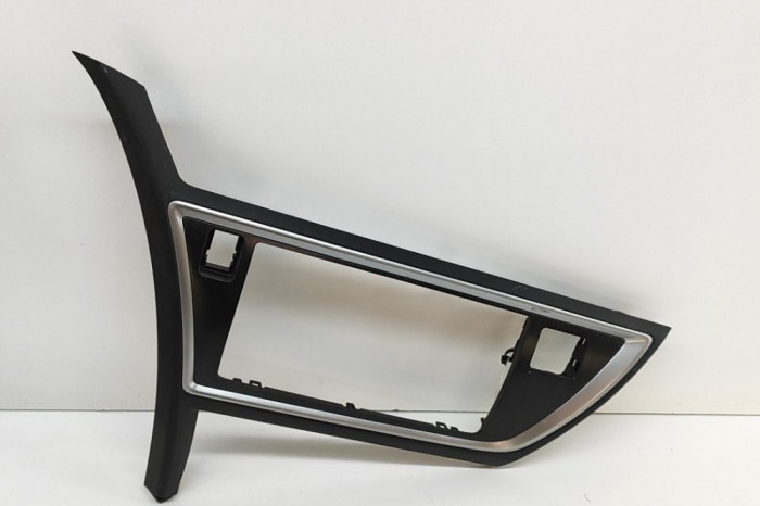 Ornament capac ecran navigație TOYOTA AURIS _E15_ 2006 OEM: 55405-02430,55405-02440 29946974