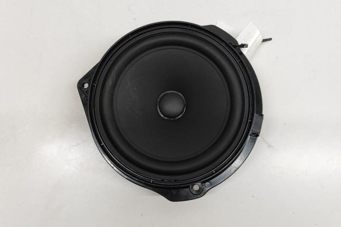 Difuzor ușă dreapta spate MERCEDES-BENZ M W166 2012 OEM: A1668202102 31147040
