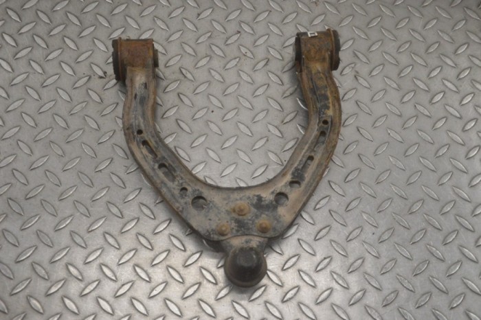 Braț superior dreapta față TESLA MODEL S 2016 OEM: 1043966-00-B 23962695