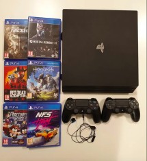 PS4 PRO CUH-7016B + 2 controllere + 6 jocuri foto