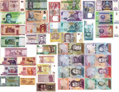 LOT 39 bancnote diferite UNC!!! foto
