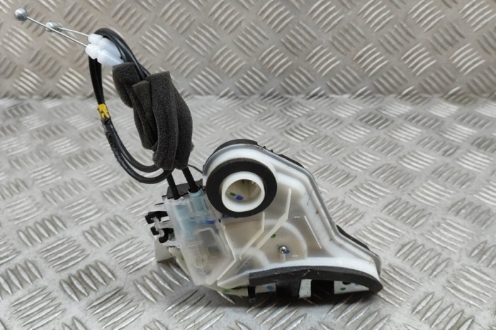 &Icirc;ncuietoare ușă dreapta spate HONDA CIVIC X Hatchback FC_, FK 2021 OEM: 72651-TEX-Y000 27524678