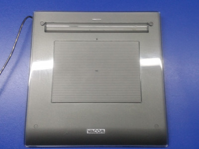 Tableta grafica WACOM Model CTF-420 5V 0.14A foto
