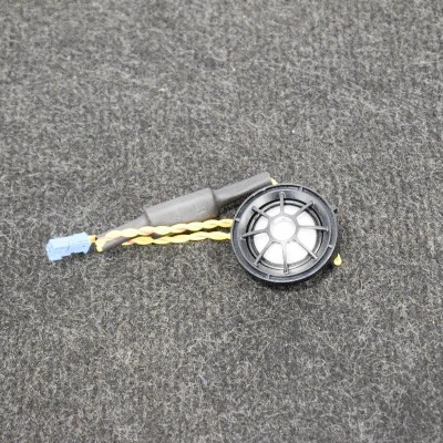 Difuzor ușă st&amp;acirc;nga spate BMW 5 Touring F11 2015 OEM: 9184794 | 10196590 foto