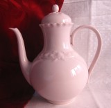 SFESNIC PORTELAN ROZ HUTSCHENREUTHER PORCELAINE ROSE DECOR CU TRANDAFIRI IN RELIEF 21 CM