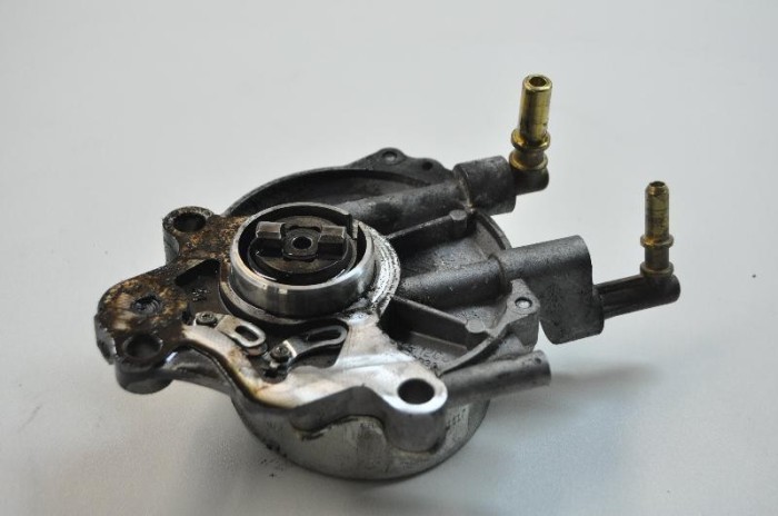 Pompa de vacuum JAGUAR XF X250 2009 OEM: 9X2Q-2A451-BD 3682134