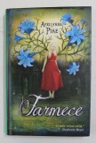 FARMECE de APRILYNNE PIKE , 2012