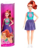 Papusa Barbie Fashionistas cu tinuta sport fusta plisata si par roscat Mattel