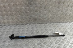 Amortizor haion dreapta MAZDA CX-30 DM 2023 OEM: DFR5-63-620 31566017