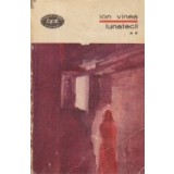 Lunatecii, Volumul al II-lea