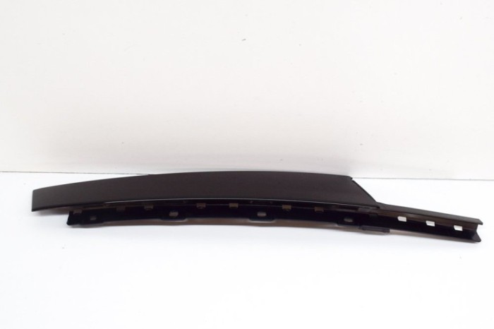 Ornament vertical ușă st&acirc;nga față BMW 3 G20, G28 2021 OEM: 7407431,7465137,7407423 14679098