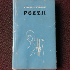 POEZII - VERONICA MICLE
