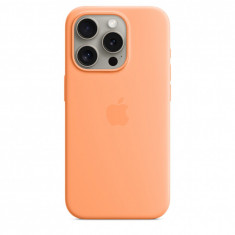 Husa de protectie Silicone Case with MagSafe pentru iPhone 15 Pro, Orange Sorbet