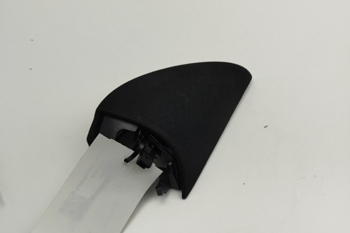 Difuzor ușă dreapta față TESLA MODEL Y 2021 OEM: 1079741-00-A | 30309409