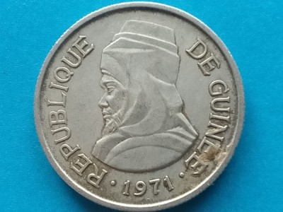GUINEEA-5 SYLIS 1971 foto