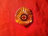 Insigna - Insemn - Evidentiat Crucea Rosie ARSR , metal si email , h=3,8cm