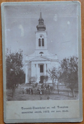 Foto pe carton gros ; Biserica reformata Torontal - Timis ,antebelica , animatie foto