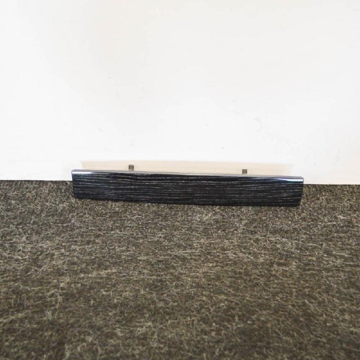 Ornament consola centrală BMW 7 G11, G12 2016 OEM: 8066679 3402702