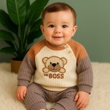 Cumpara ieftin Costumas baietei &quot;The Boss&quot; cu bluza cu ursulet si pantaloni (Marime