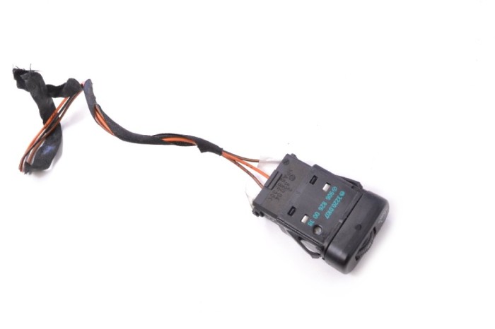 Comutator MERCEDES-BENZ SPRINTER 3-t Furgon 906 2013 OEM: A9068260038 | 11452932