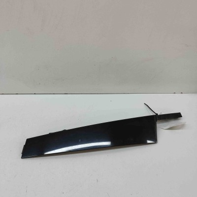 Ornament vertical ușă dreapta față SKODA SUPERB III Estate 3V5 2021 OEM: 3V0837902 31890990 foto