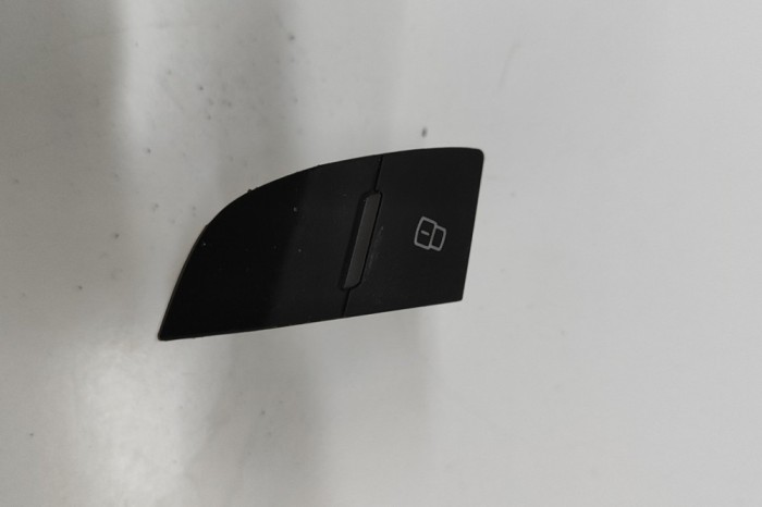 Comutator &icirc;nchidere centralizată AUDI Q7 4L 2014 OEM: 4L0962108B 30982010