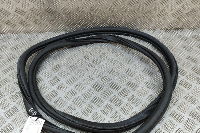 Garnitura ușă dreapta spate SEAT ARONA KJ7 2019 OEM: 6F9867368F | 26059918