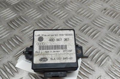 Modul de control far AUDI A8 D2 4D2, 4D8 1997 OEM: 4B0907357 29950704 foto