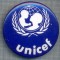 AX 628 INSIGNA UNICEF-FONDUL INTERNATIONAL DE URGENTE ALE COPIILOR AL NATIUNILOR