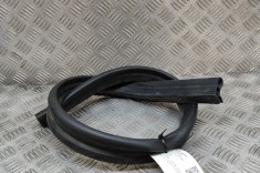 Garnitura de cauciuc motor PORSCHE MACAN 95B 2014 OEM: 95B.823.737,95B823737 26830893