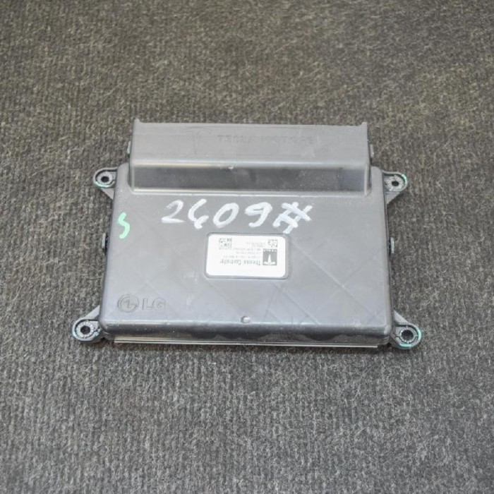 Alt modul de control TESLA MODEL S 2017 OEM: 1034215-00-A 4082583