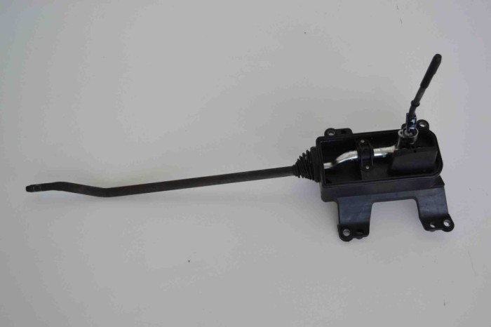 Timonerie cutie de viteze OPEL CORSA D 2007 OEM: Hatchback | 1538090