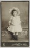 ATELIER HIGH LIFE , FOST G. WABER , BUCURESTI , FETITA CU PALARIE ALBA , FOTOGRAFIE C.D.V , SFARSIT DE SEC. XIX