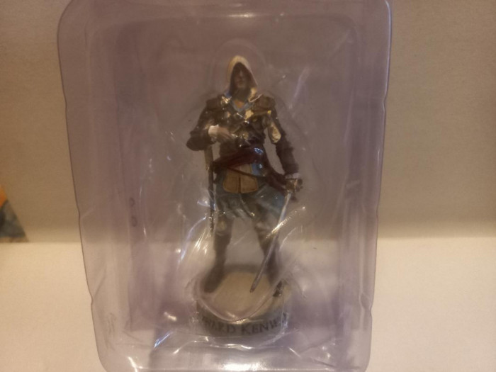 Figurina din rasina Edward Kenway - Assassin&#039;s Creed - Hachette