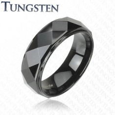 Inel din tungsten negru, linie proeminentă cu suprafaţă lucioasă, 8 mm - Marime inel: 57