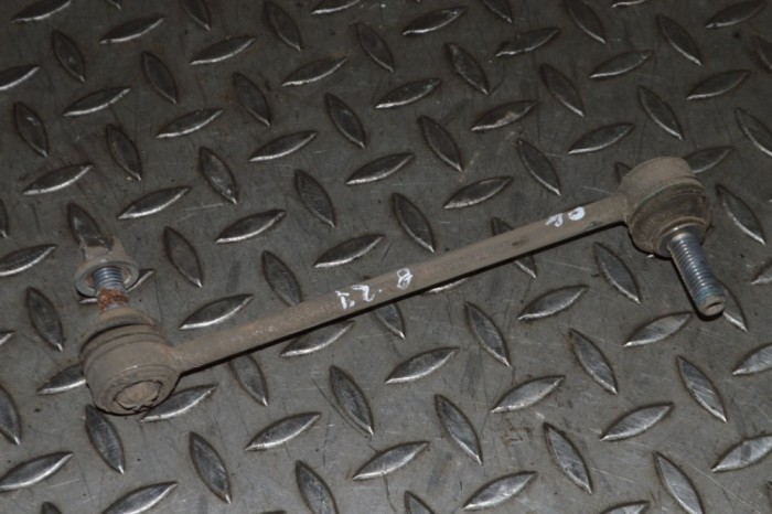 Bieleta stabilizatoare st&acirc;nga față LAND ROVER RANGE ROVER VELAR L560 2019 14371257