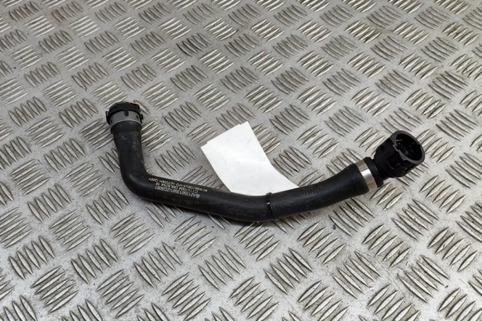 Furtun de lichid de răcire MERCEDES-BENZ E W213 2018 OEM: A2135013501 30739570