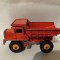 bnk jc Matchbox 28d Mack Dumper