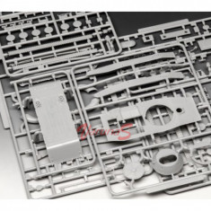 REVELL PT-76B (Inc. Photoetched Parts)