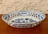 BOL/ FRUCTIERA DIN PORTELAN HUTSCHENREUTHER GERMANY- DECOR BLUE ONION L25,5CM