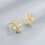 Cercei din Argint 925 Golden Clover Sparkle Eleganta Florala si Simbolul Norocului
