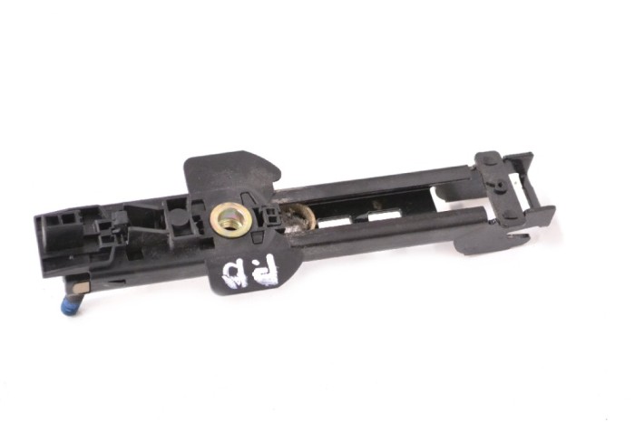 Reglaj &icirc;nălțime centura dreapta față PORSCHE CAYENNE 9PA 2005 OEM: 7L0857819F | 11619029