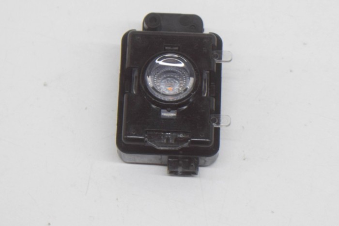 Iluminare interioară TESLA MODEL S 2017 OEM: AG151636,4294-003 12563879