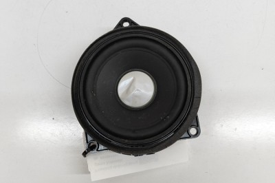 Difuzor ușă dreapta față BMW 3 F30, F80 2017 OEM: 9364956 | 31541341 foto