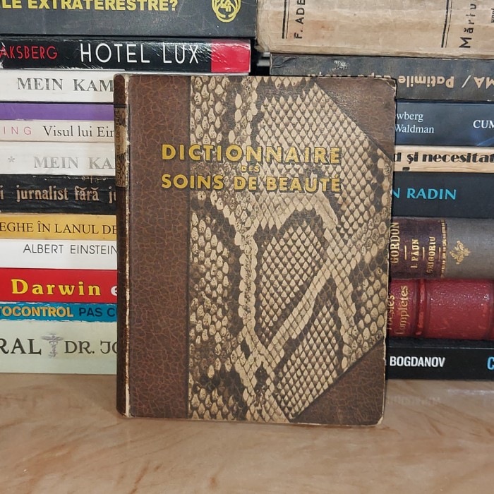 RENE JACQUET - DICTIONAR MEDICAL SI PRACTIC DE INGRIJIRE A FRUMUSETII , 1935 #