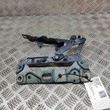 Balama capota st&acirc;nga față BMW 7 F01, F02 2011 OEM: 7184189,7200013 28426276